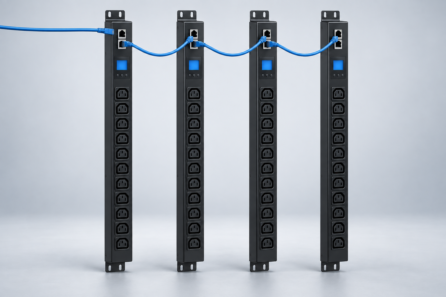 一個對外 IP 連接多台同型 PDU 的示意圖